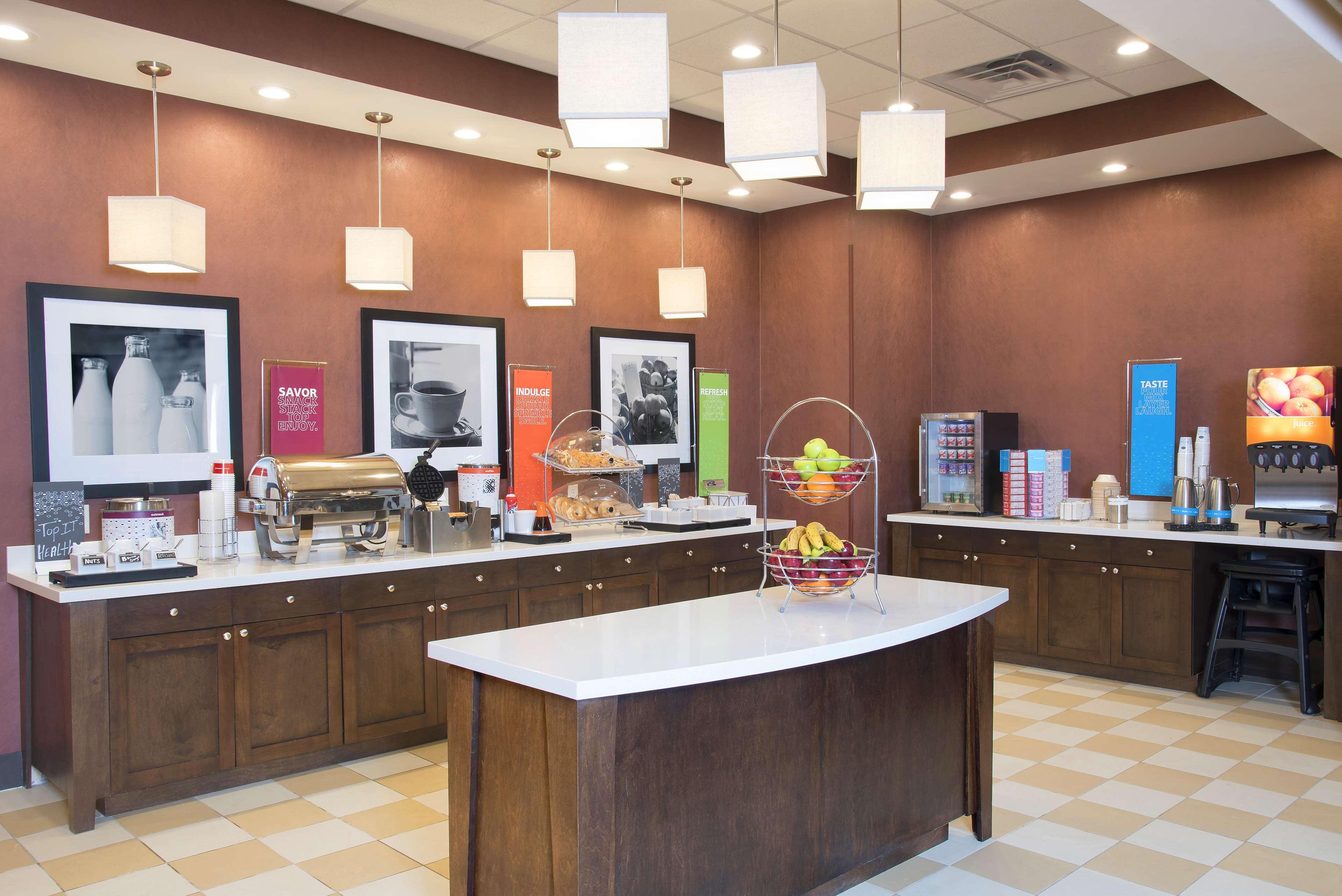 Hampton Inn Каламазу Екстериор снимка